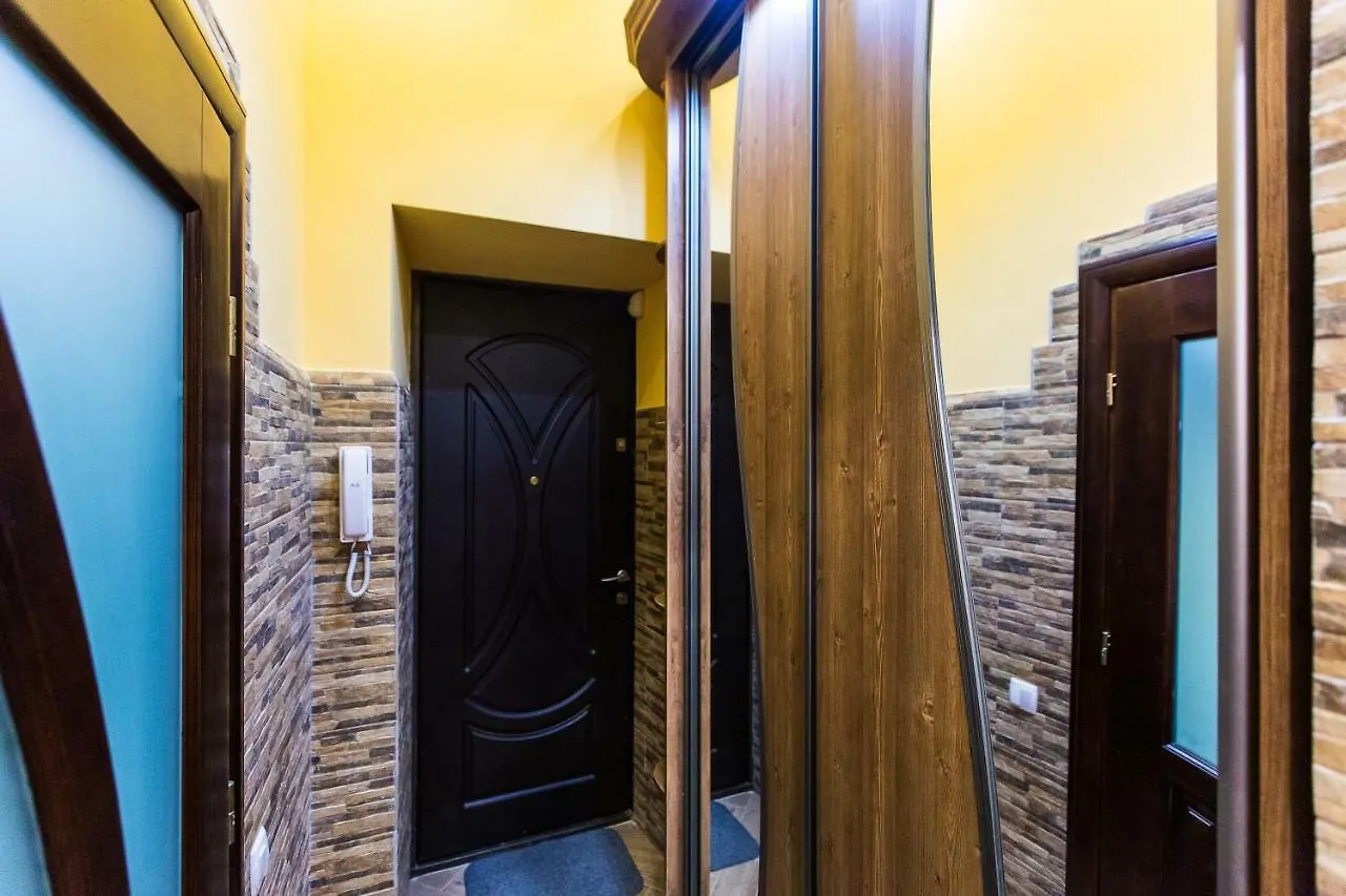 Apartments On Sholom Aleichem Та Ще Варіант Поруч Lwów